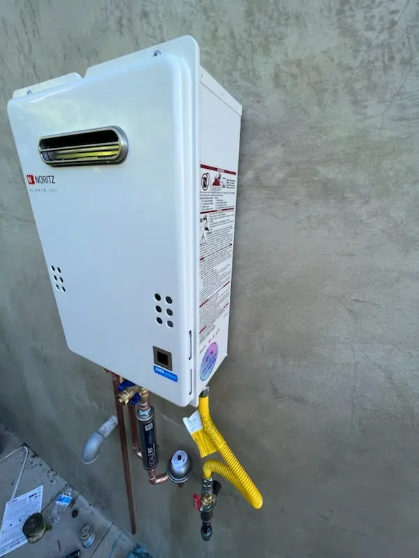 Tankless water heater installation for Deer Hollow homes
